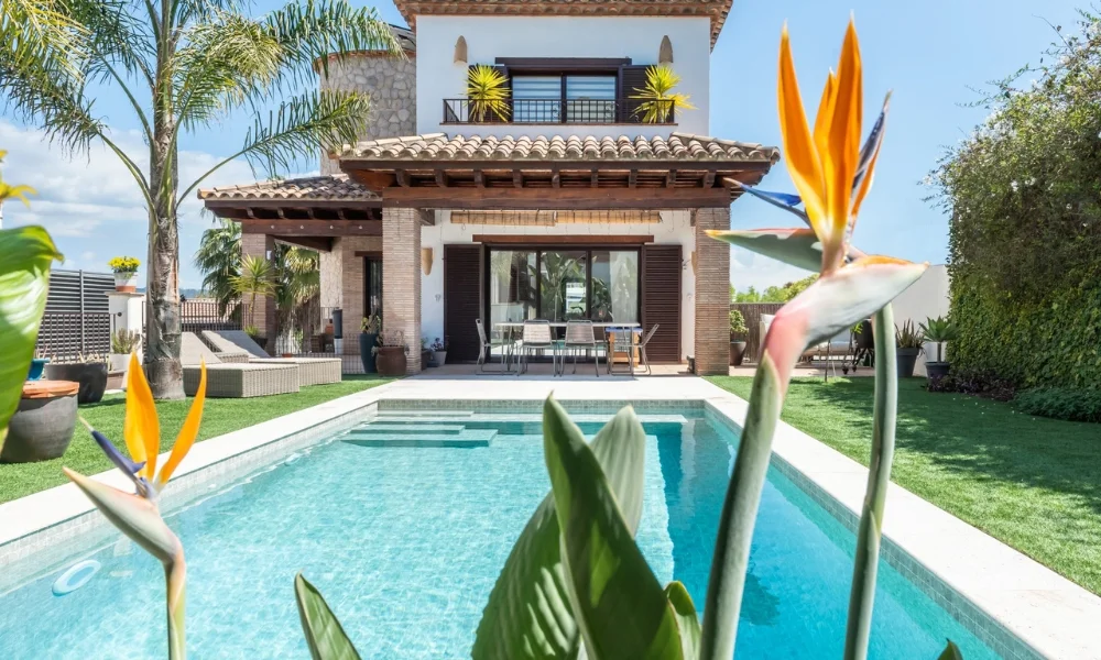 construccion piscinas en el catllar