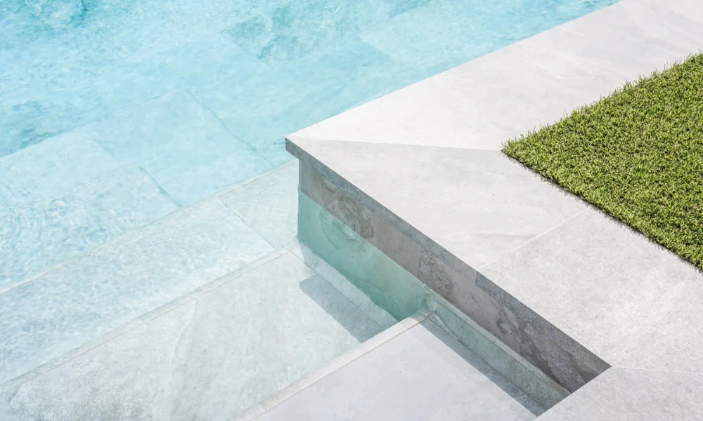 revestimiento porcelanico piscinas