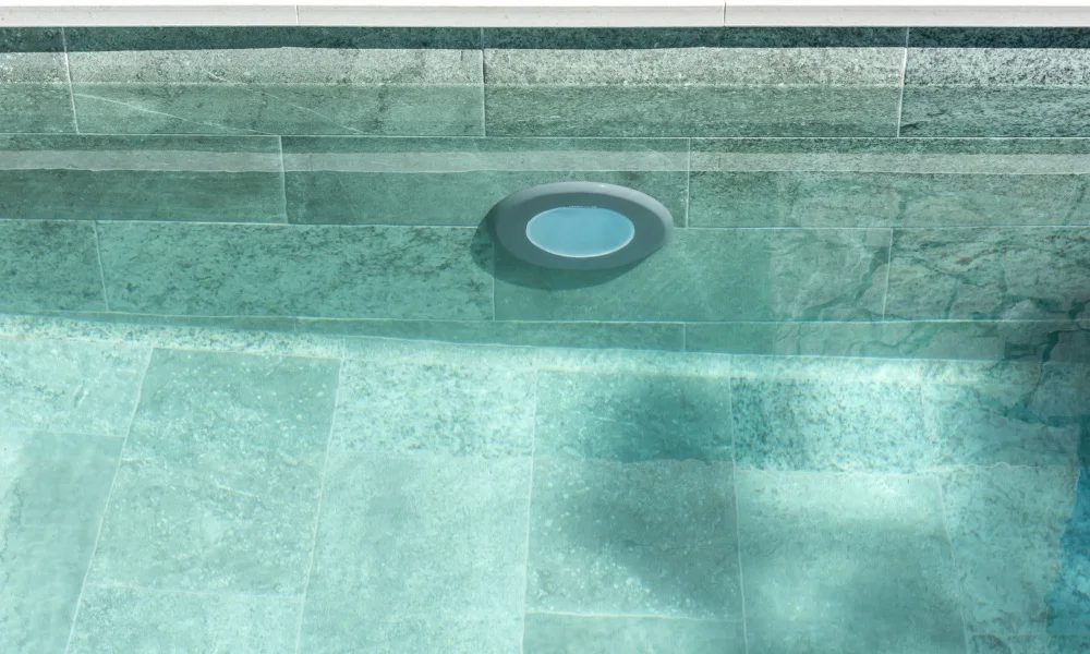 revestimiento porcelánico para piscinas