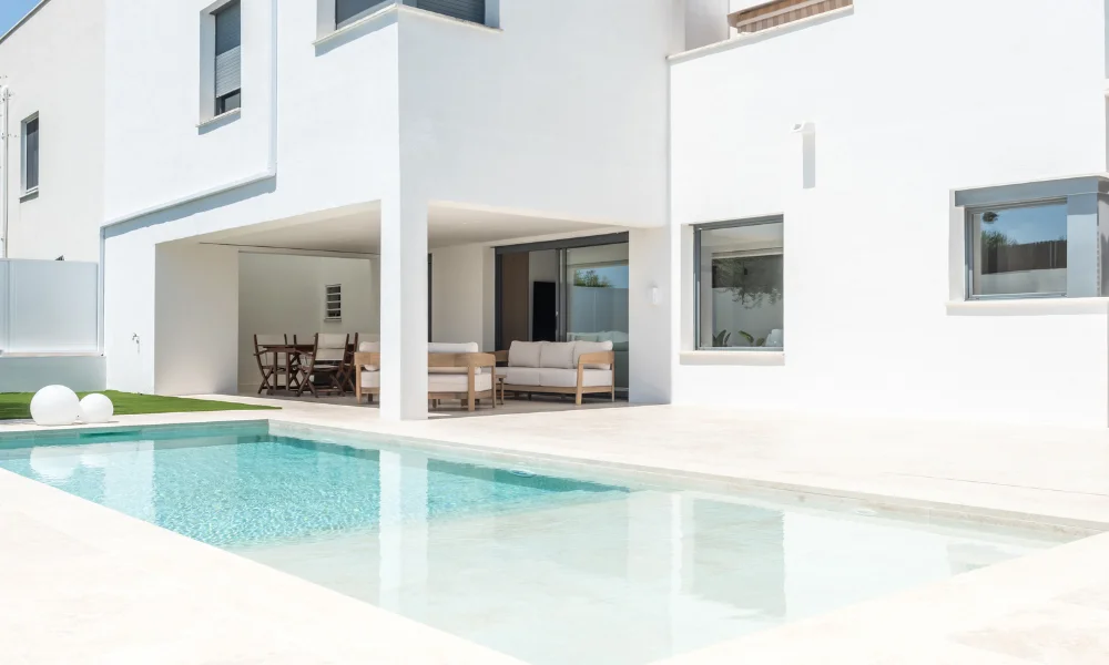 piscina casa obra nueva
